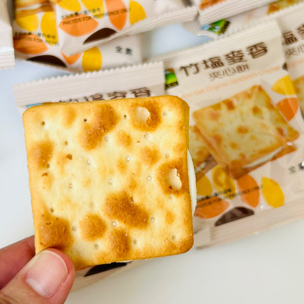 JH Original Sandwich Cracker 甲賀之家 麥香蘇打夾心餅 126g